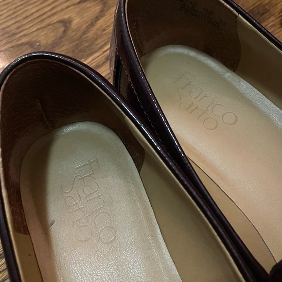 Franco Sarto “burgundy” carolynn lug sole loafers - Picture 4 of 6